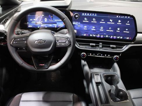 New 2026 Chevrolet Equinox EV RS image 28