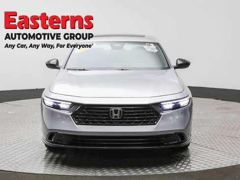 Used 2024 Honda Accord Sport image 2