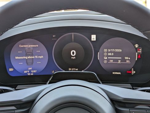 New 2026 Porsche Macan 4 Electric AWD/4WD image 16