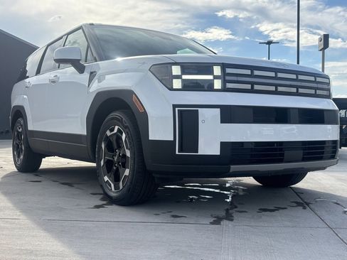 New 2026 Hyundai Santa Fe SE image 7