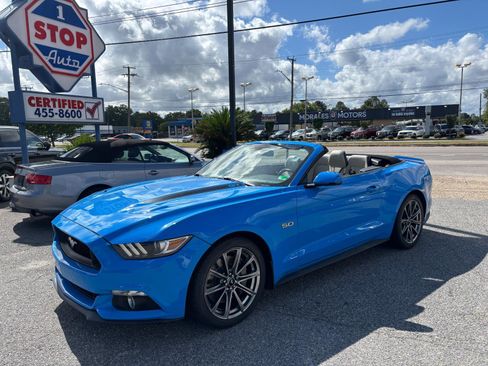 Used 2017 Ford Mustang GT Premium w/ Equipment Group 401A image 19