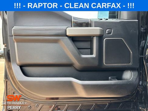 Used 2019 Ford F150 Raptor w/ Equipment Group 802A Luxury image 9