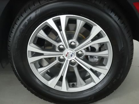 Used 2023 Buick Envision Preferred FWD image 40