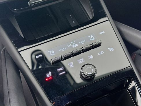 Certified 2025 Porsche Cayenne GTS image 20