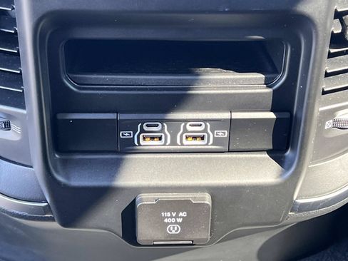 Used 2021 RAM 1500 Big Horn AWD/4WD image 14