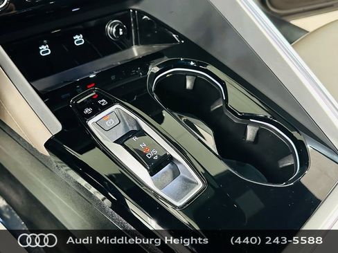 Certified 2025 Audi Q5 Premium w/ Convenience Package AWD/4WD image 16