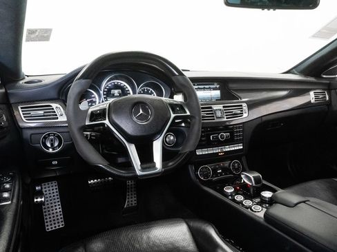 Used 2013 Mercedes-Benz CLS 63 AMG image 16