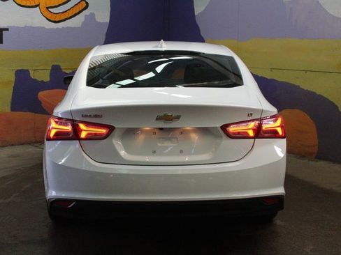 Used 2022 Chevrolet Malibu LT image 7