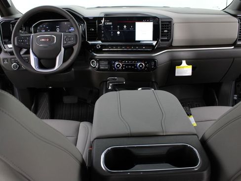 New 2026 GMC Sierra 1500 SLT AWD/4WD image 10