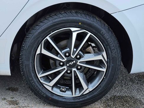 Certified 2024 Kia Forte LXS image 14