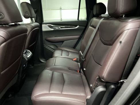 Certified 2020 Cadillac XT6 Premium Luxury FWD image 26
