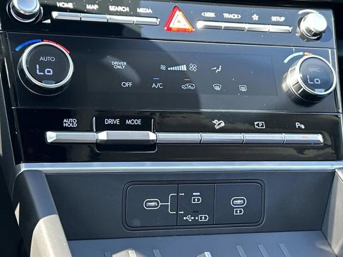 New 2026 Hyundai Santa Fe SE image 32