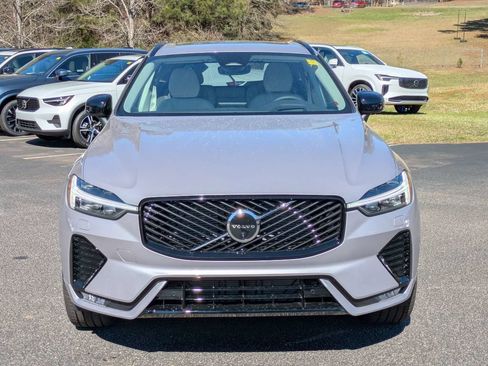 Certified 2026 Volvo XC60 B5 Ultra w/ Protection Package Premier AWD/4WD image 9