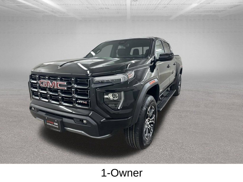 Used 2024 GMC Canyon AT4 w/ AT4 Premium Package AWD/4WD image 8