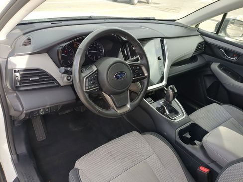 Used 2023 Subaru Outback Premium image 16