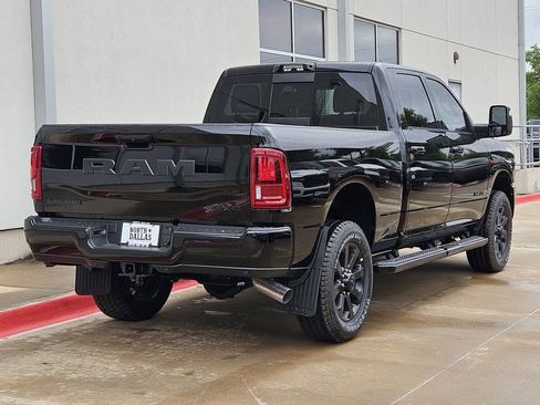 New 2026 RAM 2500 Laramie AWD/4WD image 3