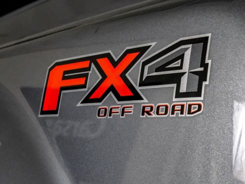 Used 2022 Ford F450 Platinum w/ FX4 Off-Road Package AWD/4WD image 48
