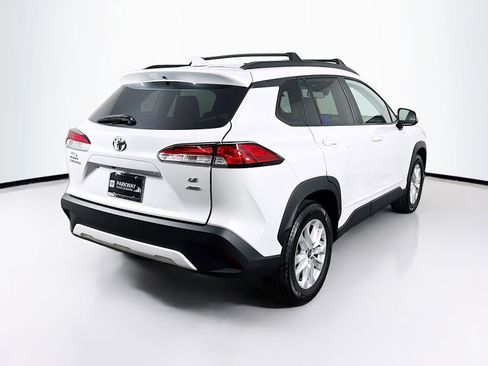 Certified 2024 Toyota Corolla Cross LE w/ Moonroof Package AWD/4WD image 7