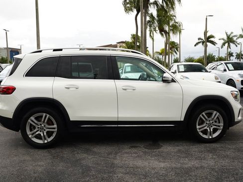 Used 2023 Mercedes-Benz GLB 250 image 11