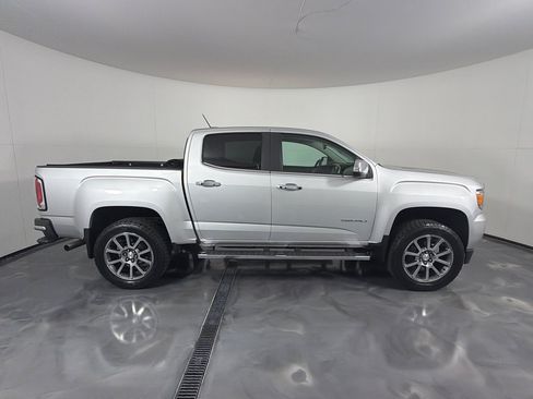 Used 2018 GMC Canyon Denali AWD/4WD image 4