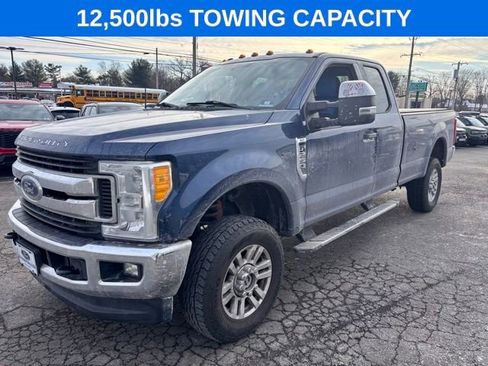 Used 2017 Ford F250 XLT w/ XLT Value Package image 3