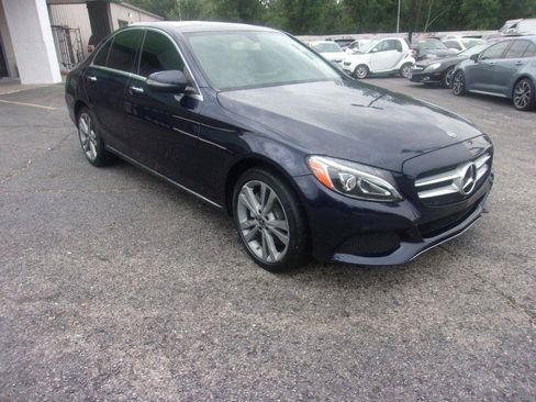 Used 2018 Mercedes-Benz C 300 4MATIC Sedan image 3