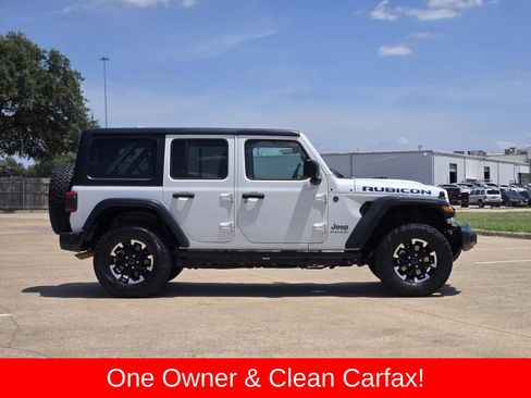 Used 2024 Jeep Wrangler Unlimited Rubicon 4xe AWD/4WD image 7