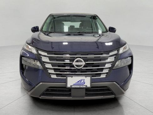 Used 2025 Nissan Rogue SV image 14