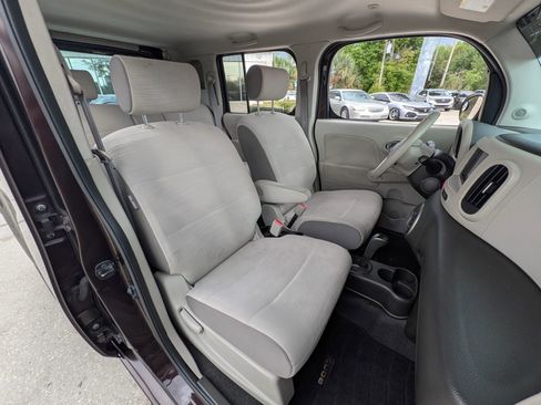 Used 2010 Nissan Cube 1.8 SL w/ SL Preferred Pkg FWD image 7