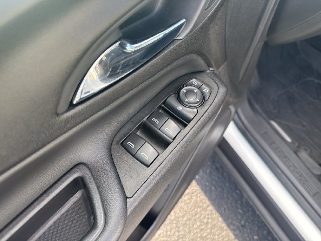 Used 2021 Chevrolet Equinox LT AWD/4WD image 13
