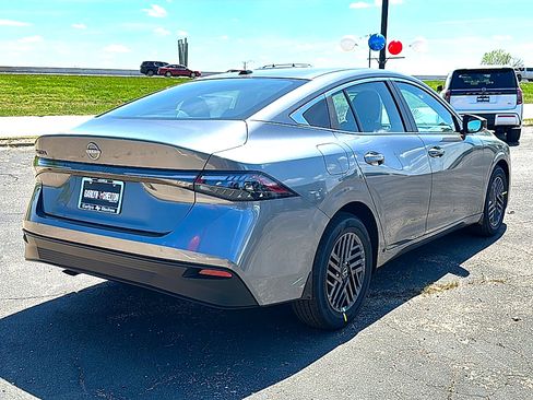 New 2026 Nissan Sentra SV w/ SV Convenience Package image 8