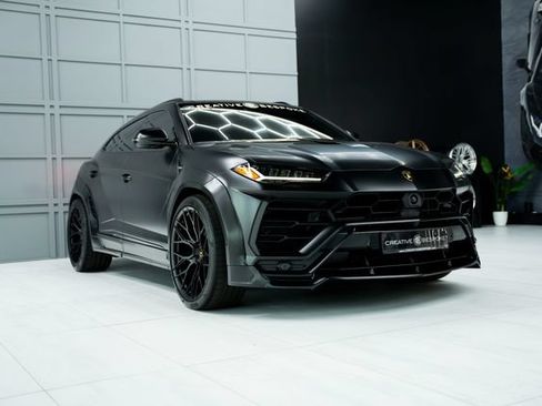 Used 2021 Lamborghini Urus AWD/4WD image 26