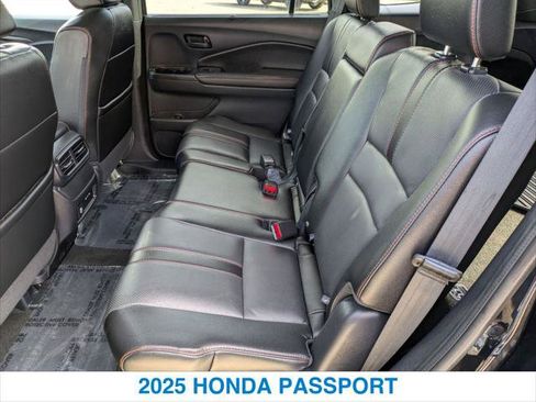 Certified 2025 Honda Passport TrailSport image 22
