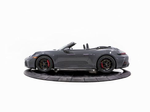 New 2026 Porsche 911 Carrera GTS image 2