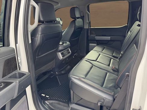 Used 2023 Ford F250 Lariat w/ Sport Appearance Package AWD/4WD image 17