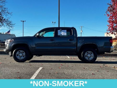 Used 2022 Toyota Tacoma SR image 6