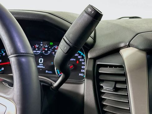 Used 2019 GMC Yukon Denali w/ Open Road Package image 19