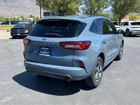 Used 2023 Ford Escape ST-Line AWD/4WD image 8