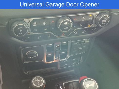 Certified 2025 Jeep Wrangler Unlimited Sahara AWD/4WD image 25