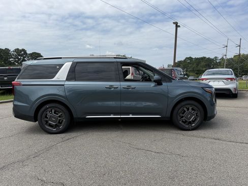 New 2026 Kia Carnival SX image 4