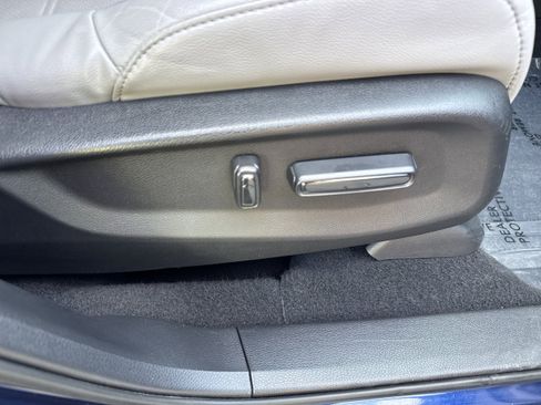 Used 2018 Honda CR-V EX-L image 16