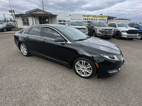 Used 2014 Lincoln MKZ AWD w/ Equipment Group 102A Reserve image 2