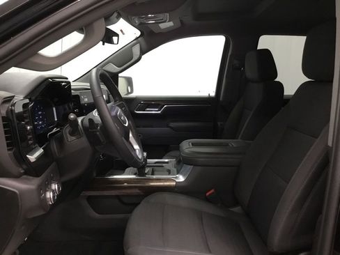 Used 2022 GMC Sierra 1500 Elevation image 11
