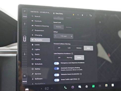 Used 2022 Tesla Model S image 25