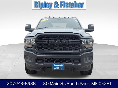 Used 2024 RAM 3500 Tradesman w/ Snow Chief Group AWD/4WD image 2