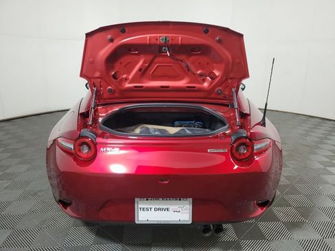 New 2026 MAZDA MX-5 Miata RF Grand Touring image 9