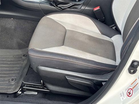 Used 2020 Subaru Crosstrek 2.0i Premium w/ Popular Package #2 image 24