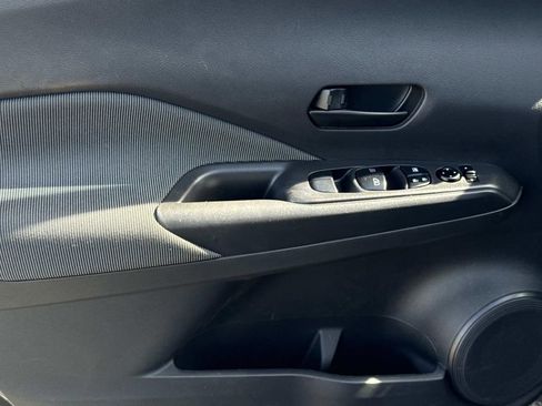 Used 2019 Nissan Kicks S w/ Exterior Package image 16