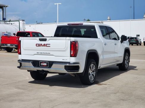 Used 2025 GMC Sierra 1500 SLT RWD image 7