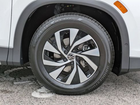 New 2026 Volkswagen Tiguan S FWD image 11